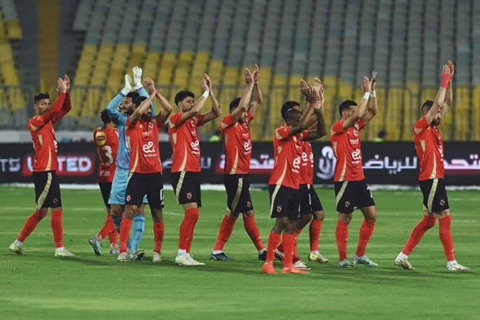 بينهم الشناوي وأكرم وتاو.. 8 لاعبين تنتهي عقودهم مع الأهلي صيف 2025